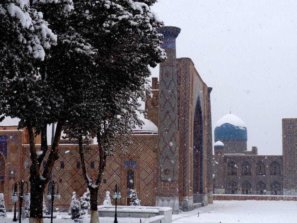 Esplorare l’Uzbekistan in Inverno: Un Viaggio Incredibile con Tour operator Locale